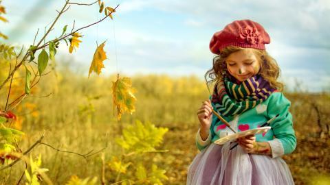 秋天的儿童图片