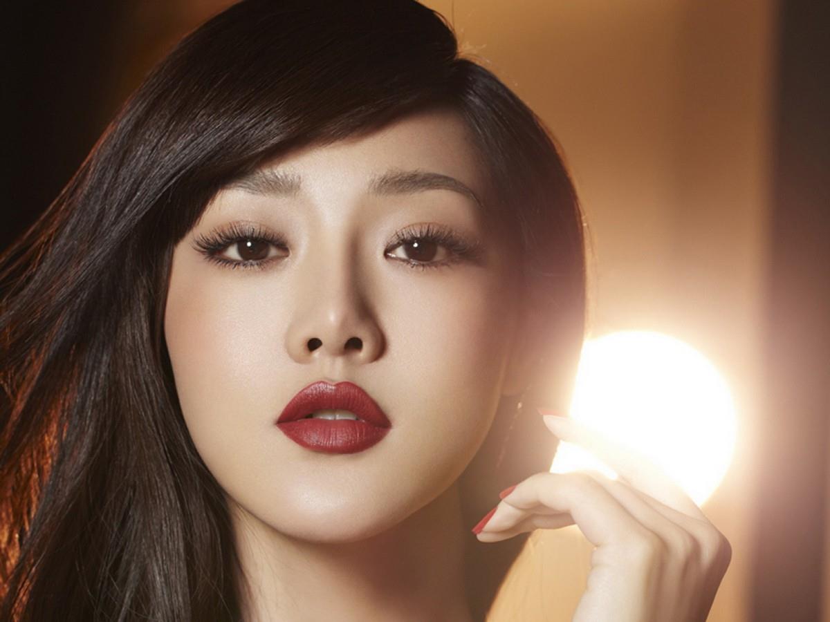 内地演员邓家佳高清图片