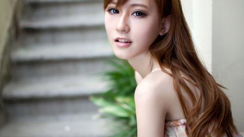 楚楚动人的养眼美女图片大全