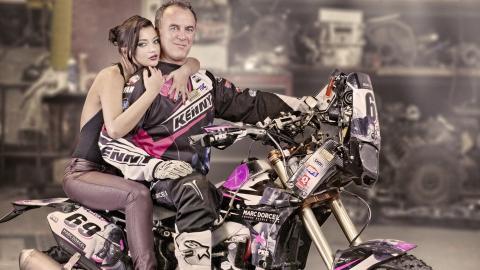 达喀尔拉力赛Dakar摩托车美女模特图片