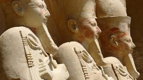 埃及法老和金字塔图片