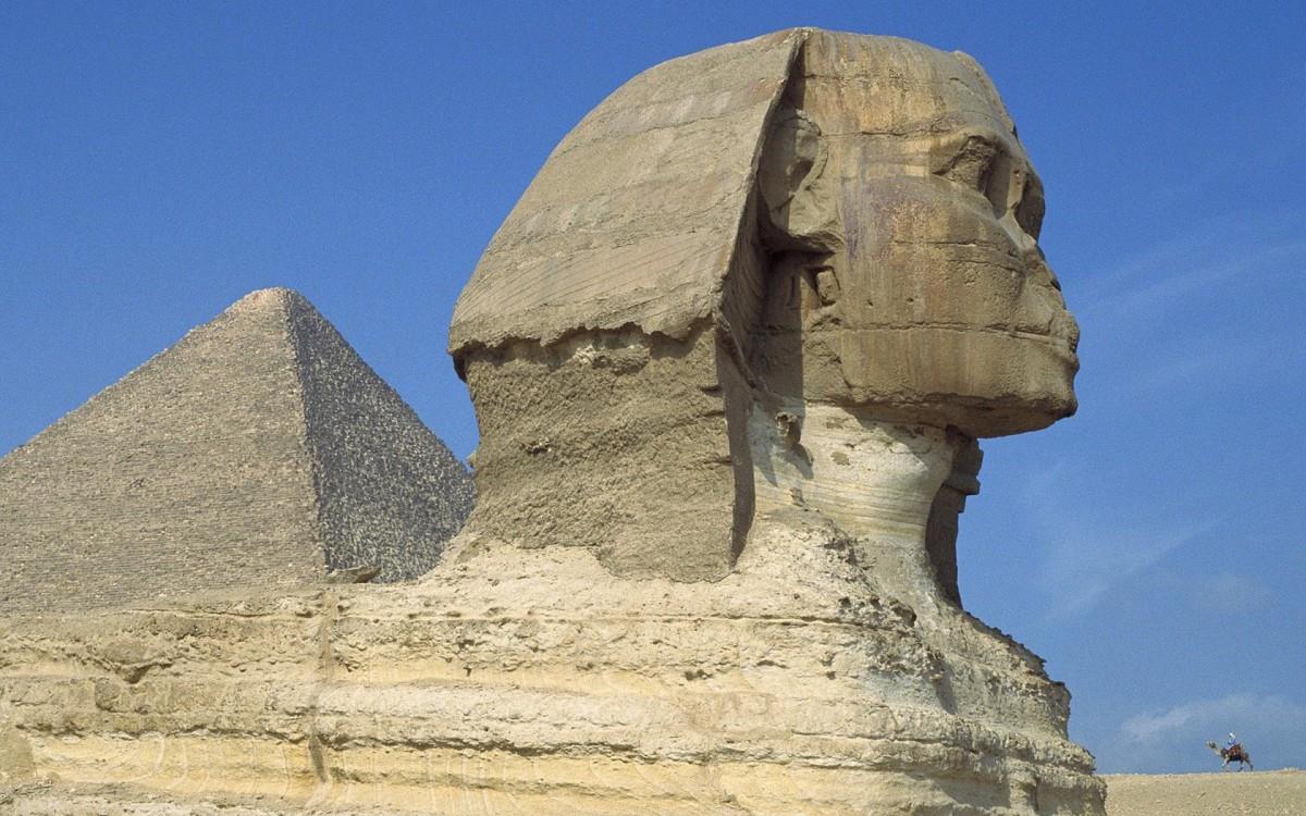 埃及法老和金字塔图片