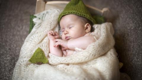 睡眠中宝宝高清图片