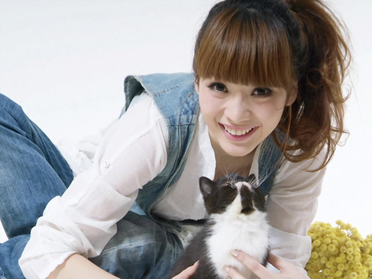 柳岩女主播最新图片