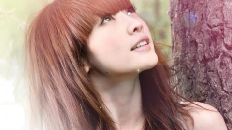 柳岩女主播最新图片