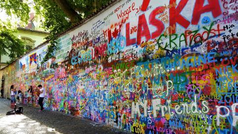 街头创意涂鸦图片