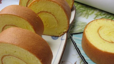 瑞士卷蛋糕图片