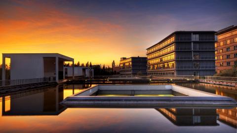 精美城市建筑亮丽风景图片