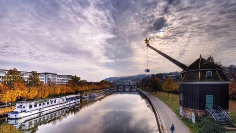 精美城市建筑亮丽风景图片