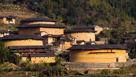 福建龙岩永定土楼图片