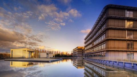 精美城市建筑亮丽风景图片