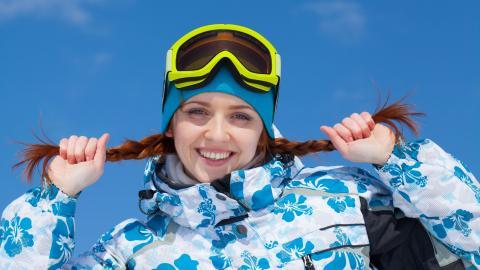 快乐滑雪场滑雪图片