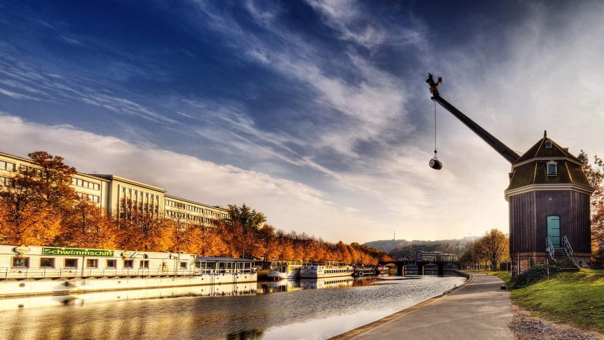 精美城市建筑亮丽风景图片