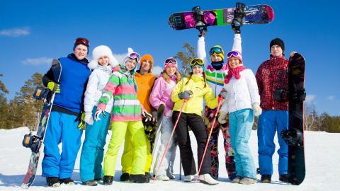 快乐滑雪场滑雪图片