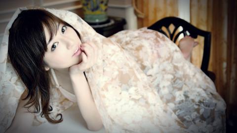 美女桌面背景图片