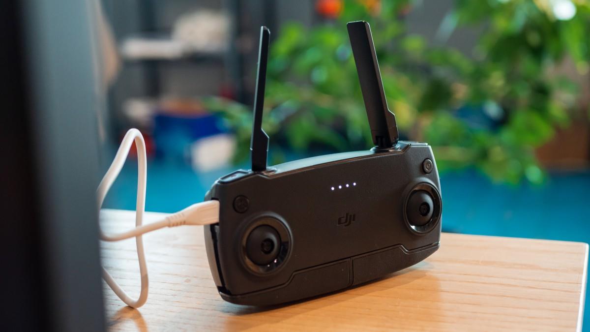 大疆无人机图片