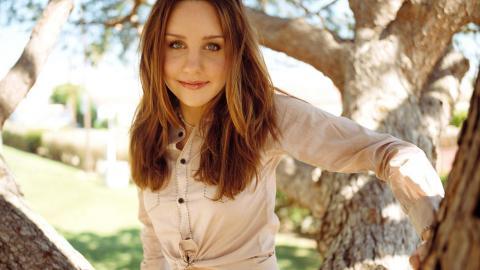 欧美演员阿曼达·贝尼斯图片