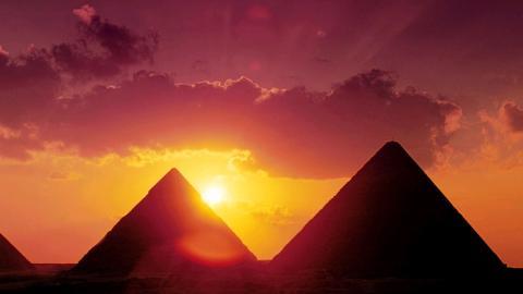 埃及法老和金字塔图片