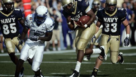 橄榄球比赛运动图片