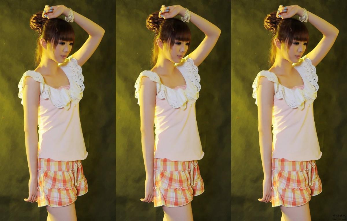 清纯美女黄诗思图片