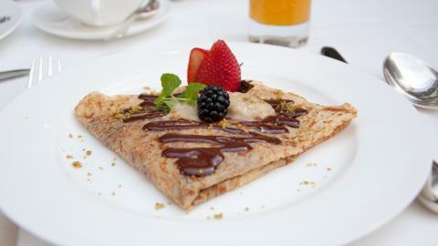 美味法式点心可丽饼图片