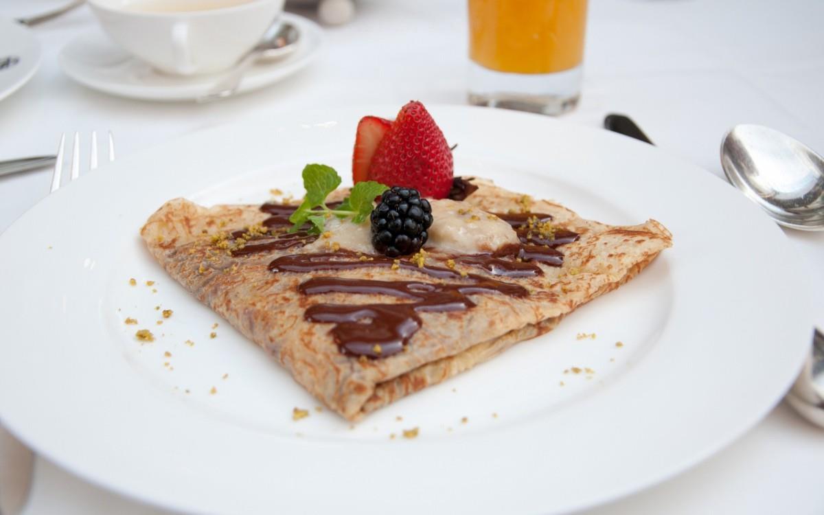 美味法式点心可丽饼图片