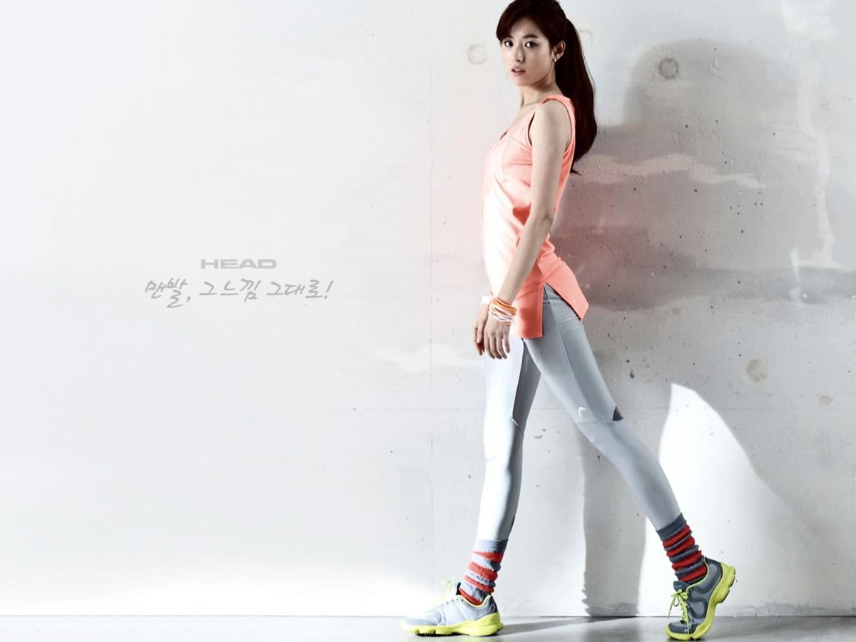 韩国女星韩孝珠图片