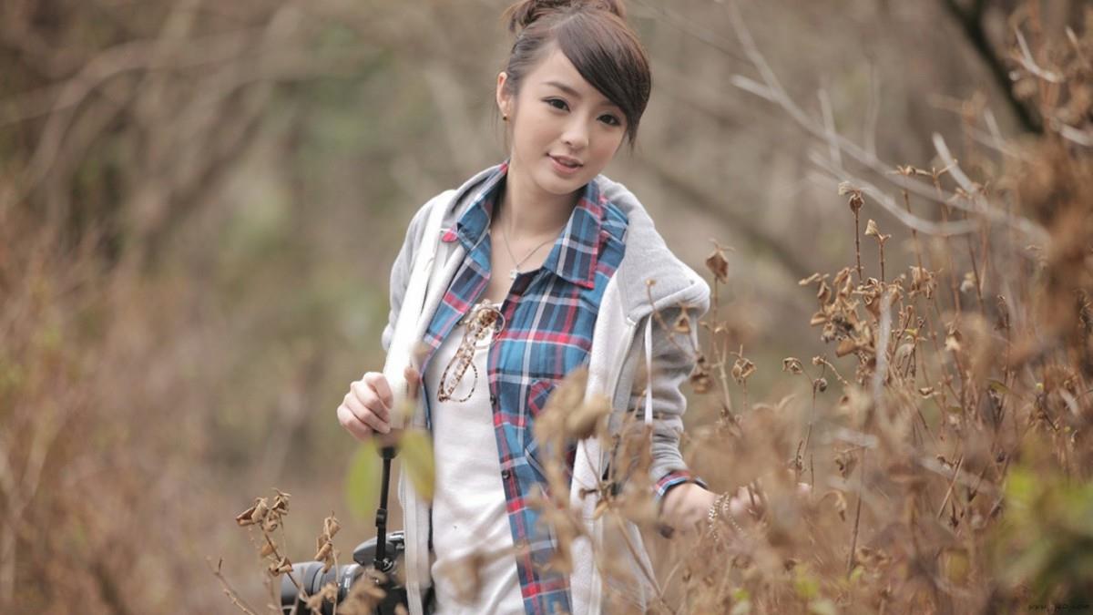 青春靓丽美女黄诗思图片