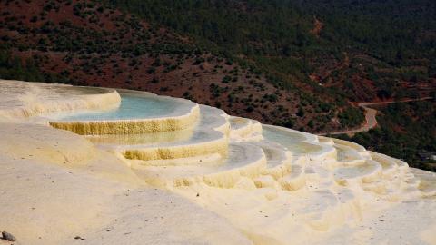 白水台天然美景图片