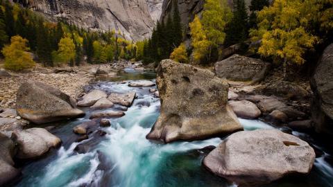 可可托海国家地质公园图片