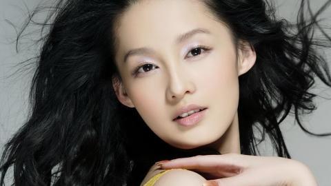 李沁美女头像图片