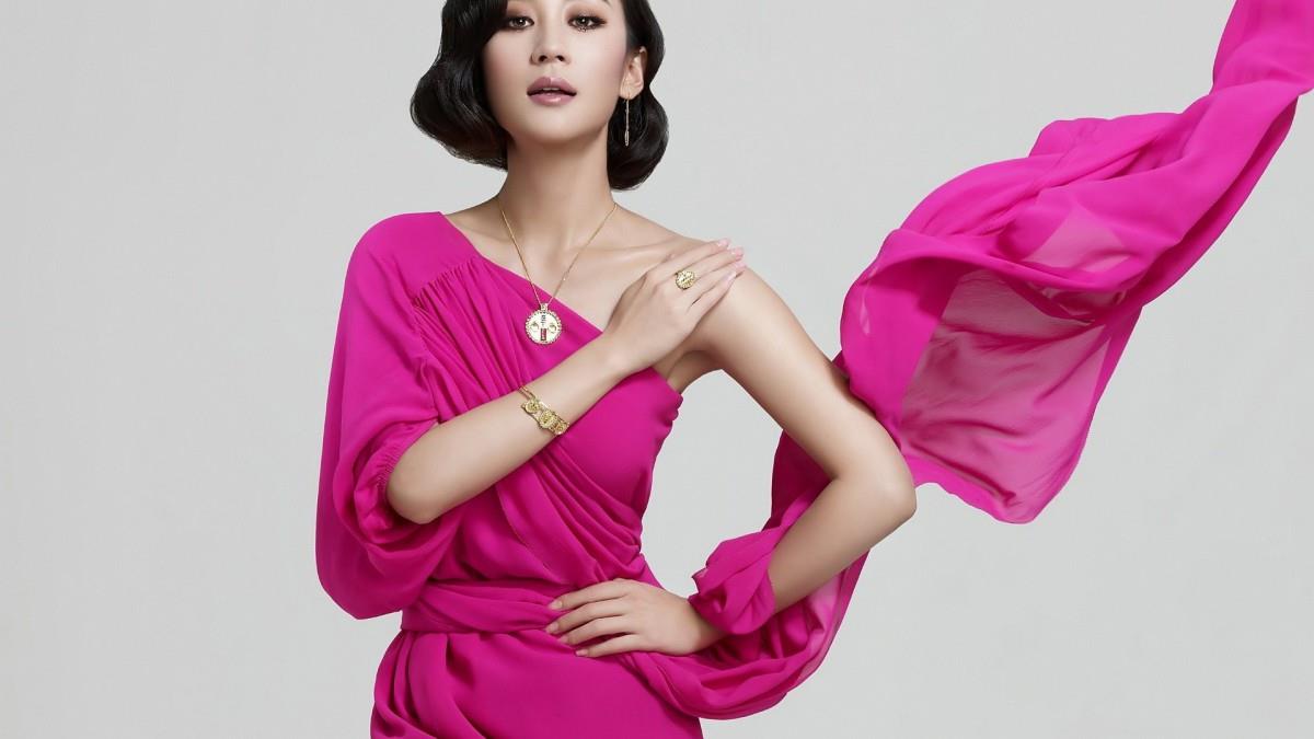 明星美女苗圃图片