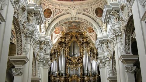 欧洲教堂室内建筑图片