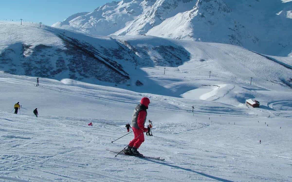 户外滑雪运动图片2