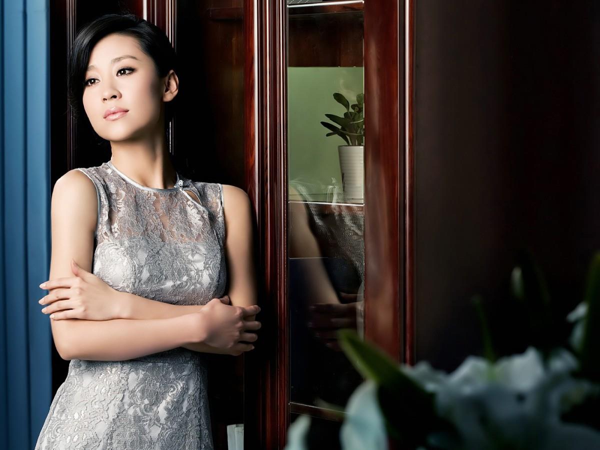 明星美女苗圃图片