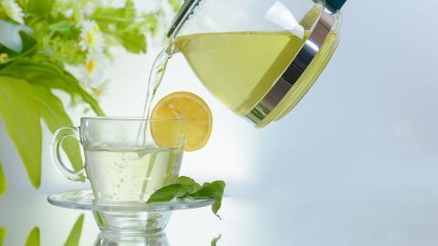 香味浓郁的花茶图片