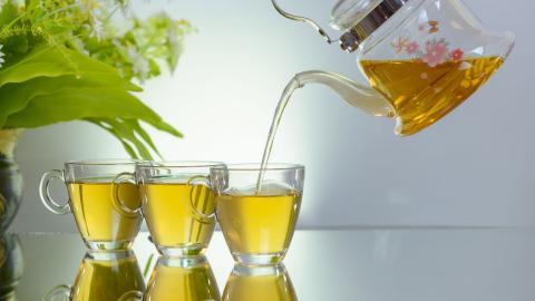 香味浓郁的花茶图片