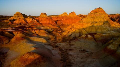 千彩古堡五彩湾图片