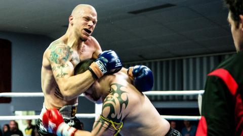 拳击比赛格斗图片