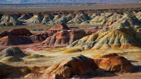 千彩古堡五彩湾图片