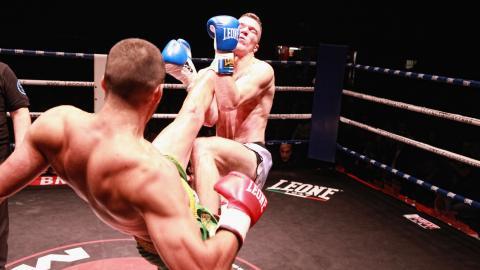 拳击比赛格斗图片