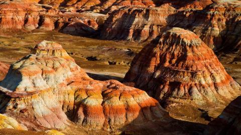 千彩古堡五彩湾图片