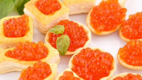 美食鱼子酱图片