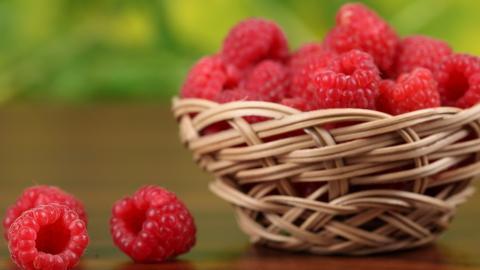 诱人的树莓图片