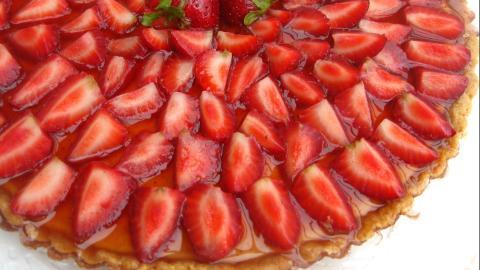 各式各样的草莓蛋糕图片