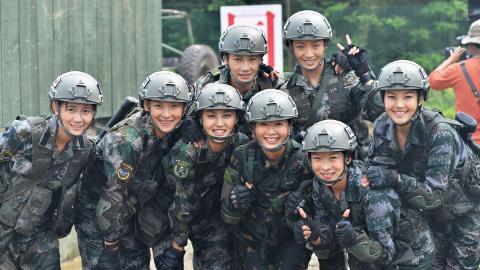 我是特种兵之火凤凰剧照图片