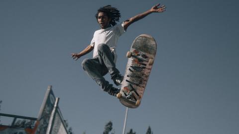 滑板运动高清图片