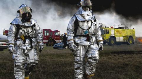 最可爱的人消防员图片