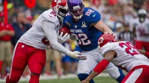 橄榄球比赛运动图片