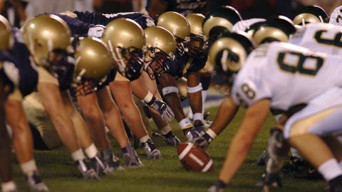 橄榄球比赛运动图片